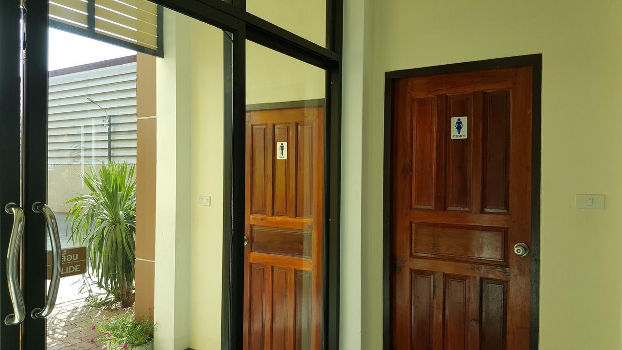 Charoensuk Grand Hotel Kabin Buri Экстерьер фото