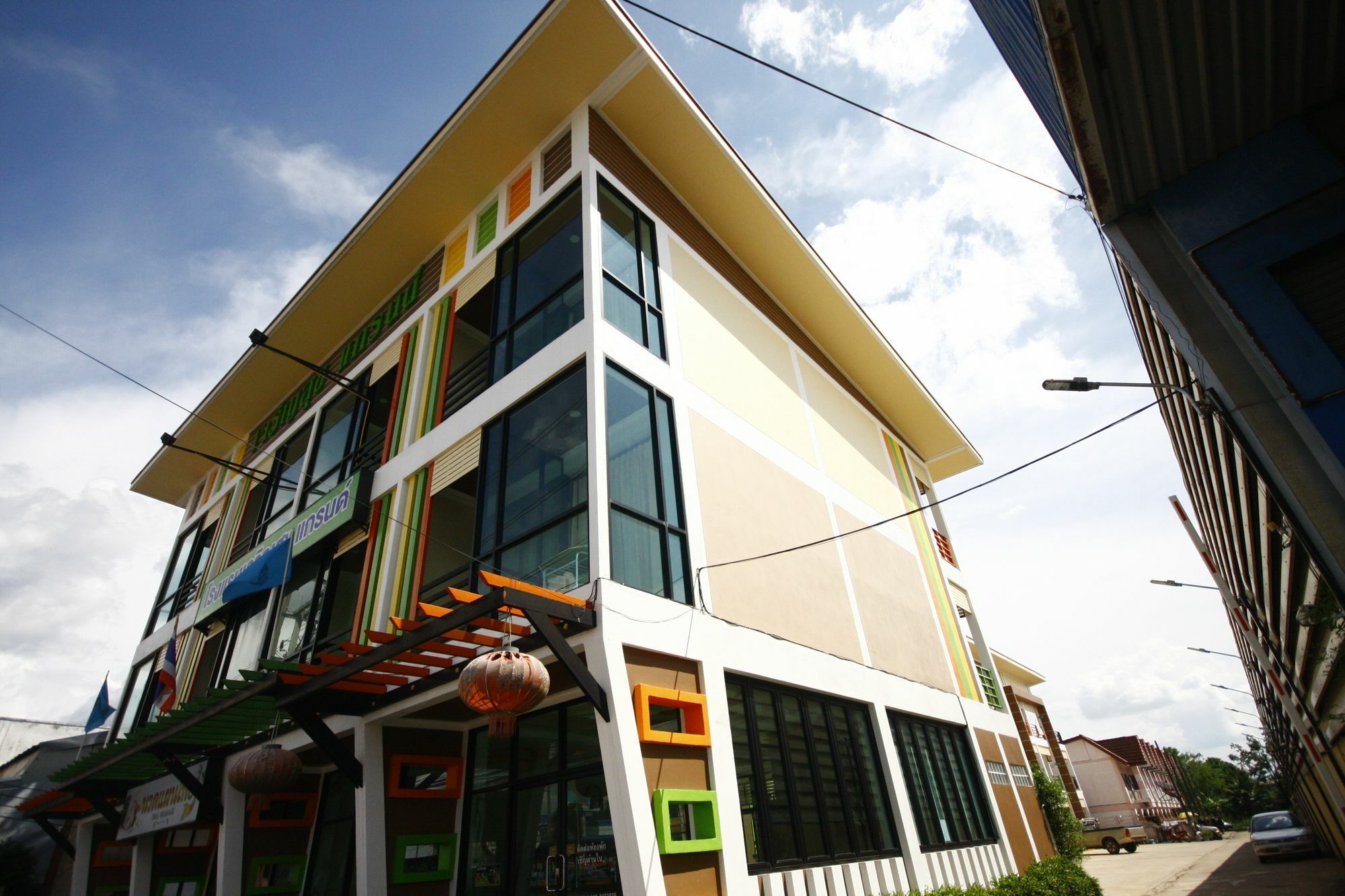 Charoensuk Grand Hotel Kabin Buri Экстерьер фото